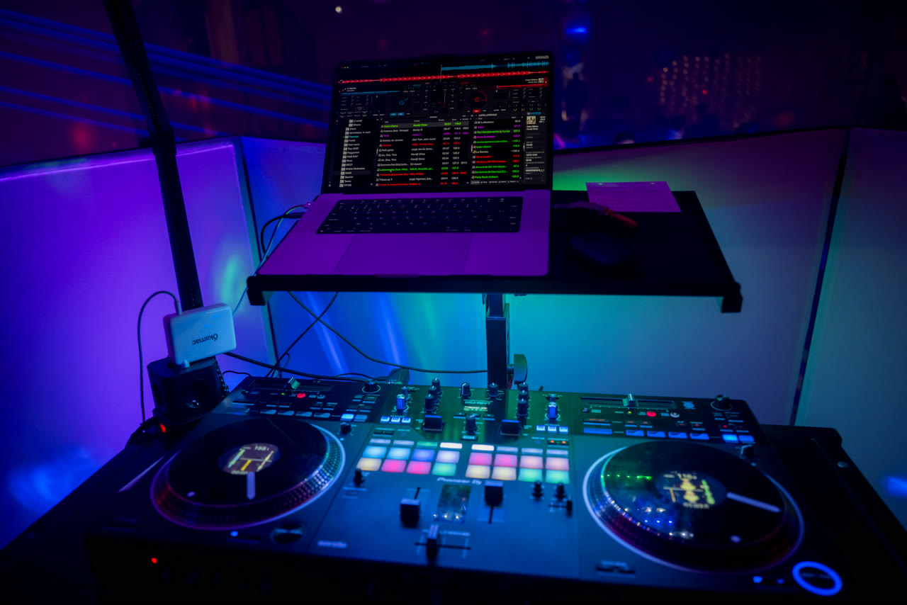 Console Pioneer DDJ – matériel professionnel DJ Magic OZ